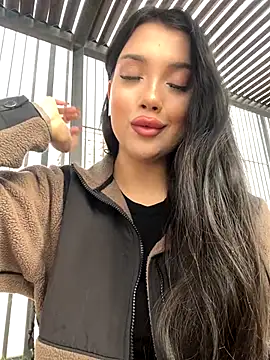 kiss Lissa online show from November 12, 2025, 9:32 am