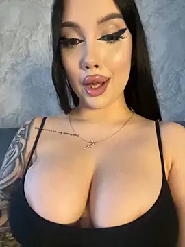 kiss Lissa online show from February 1, 2026, 7:51 am