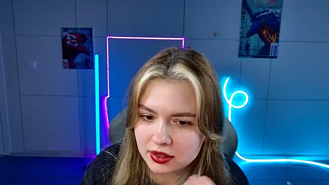 Snapshot of HaleySun chatting on October 2, 2025, 1:07 pm HaleySun online show from October 2, 2025, 1:07 pm