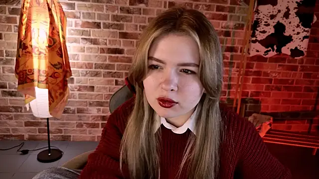 Snapshot of HaleySun chatting on October 18, 2025, 4:59 am HaleySun online show from October 18, 2025, 4:59 am