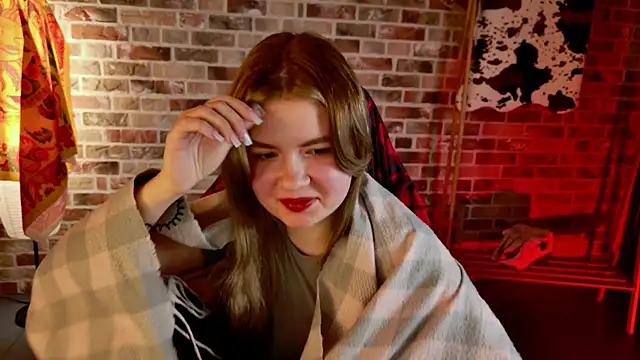 Snapshot of HaleySun chatting on October 22, 2025, 2:06 pm HaleySun online show from October 22, 2025, 2:06 pm