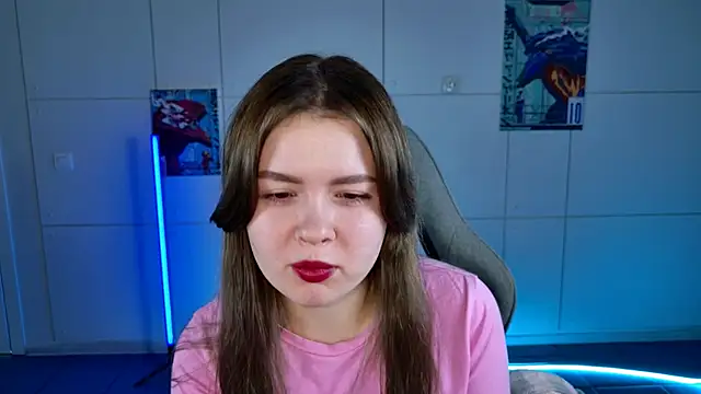 Snapshot of HaleySun chatting on October 31, 2025, 9:10 am HaleySun online show from October 31, 2025, 9:10 am