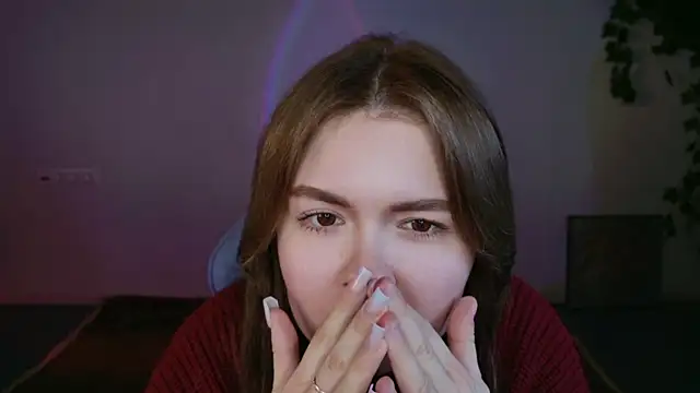 Snapshot of HaleySun chatting on November 12, 2025, 1:11 pm HaleySun online show from November 12, 2025, 1:11 pm