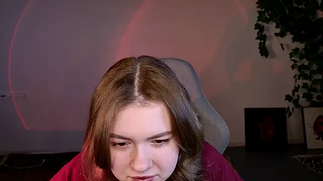 Snapshot of HaleySun chatting on November 20, 2025, 1:11 pm HaleySun online show from November 20, 2025, 1:11 pm