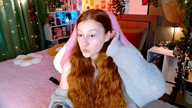Ayla Hicks online show from June 20, 2026, 2:47 am