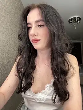 Snapshot of Milla_Moore chatting on September 24, 2025, 7:17 pm Milla Moore online show from September 24, 2025, 7:17 pm