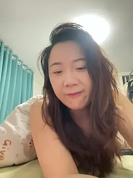 Snapshot of Momo-9988 chatting on November 17, 2025, 4:13 pm Momo-9988 online show from November 17, 2025, 4:13 pm