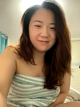 Snapshot of Momo-9988 chatting on November 29, 2025, 5:49 pm Momo-9988 online show from November 29, 2025, 5:49 pm