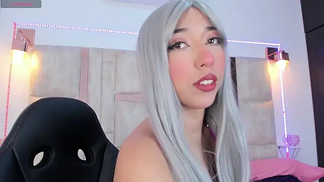 Snapshot of emily__walker chatting on September 30, 2025, 11:59 am emily walker online show from September 30, 2025, 11:59 am