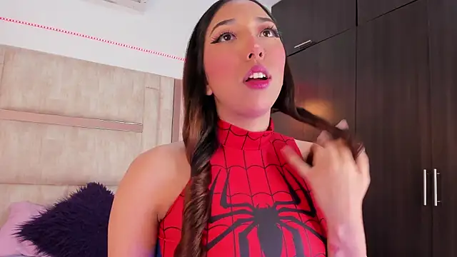 Snapshot of emily__walker chatting on November 26, 2025, 1:12 pm emily walker online show from November 26, 2025, 1:12 pm