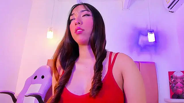 Snapshot of emily__walker chatting on December 17, 2025, 3:34 am emily walker online show from December 17, 2025, 3:34 am