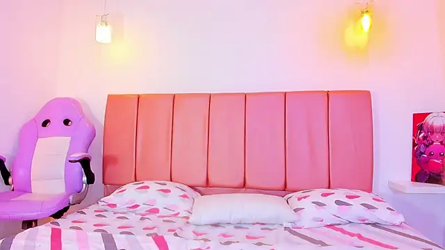 Snapshot of emily__walker chatting on January 12, 2026, 4:39 am emily walker online show from January 12, 2026, 4:39 am