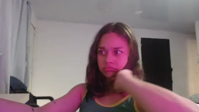 Snapshot of LittleCheerry69 chatting on March 6, 2026, 7:54 pm LittleCheerry69 online show from March 6, 2026, 7:54 pm