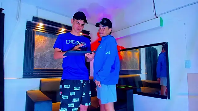 Snapshot of ALEX_MILLER25 chatting on October 18, 2025, 4:15 am ALEX MILLER25 online show from October 18, 2025, 4:15 am