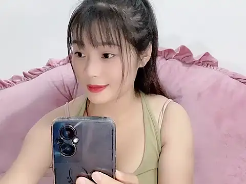 Lie liee online show from October 30, 2025, 1:12 pm