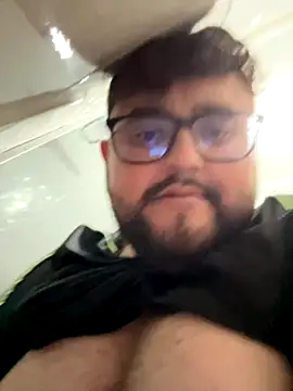 Snapshot of herinhos38 chatting on September 25, 2025, 8:18 am herinhos38 online show from September 25, 2025, 8:18 am