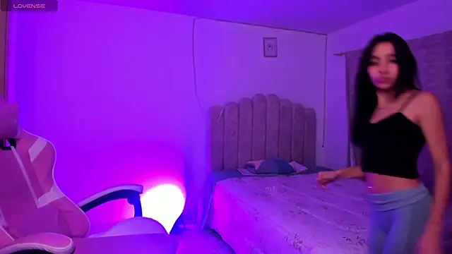 Snapshot of ISABELFORYOU1 chatting on October 18, 2025, 12:24 am ISABELFORYOU1 online show from October 18, 2025, 12:24 am