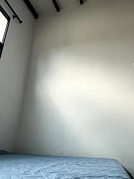 Snapshot of ISABELFORYOU1 chatting on December 15, 2025, 9:19 pm ISABELFORYOU1 online show from December 15, 2025, 9:19 pm