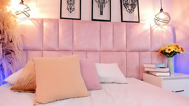 Charlotte hall  online show from March 13, 2026, 3:13 am