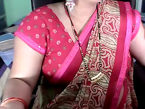 BABITA KUMARII online show from October 30, 2025, 5:24 pm