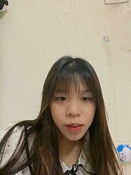 Snapshot of Hanaa07_ chatting on November 17, 2025, 12:38 am Hanaa07 online show from November 17, 2025, 12:38 am