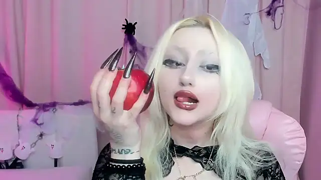 Snapshot of JuliaSharkk chatting on October 31, 2025, 4:52 pm JuliaSharkk online show from October 31, 2025, 4:52 pm