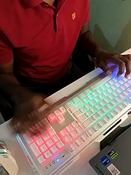 Snapshot of imkingz chatting on October 25, 2025, 4:46 pm imkingz online show from October 25, 2025, 4:46 pm