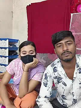 Snapshot of Love_Queen11 chatting on November 16, 2025, 3:50 pm Love Queen11 online show from November 16, 2025, 3:50 pm