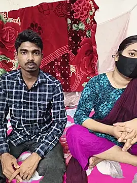 Love Queen11 online show from March 13, 2026, 4:24 pm