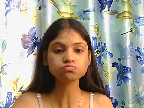 Snapshot of Tanvi-20 chatting on November 2, 2025, 6:05 am Tanvi-20 online show from November 2, 2025, 6:05 am