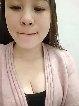 Girl Shy2000 online show from December 23, 2025, 10:35 am