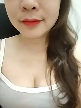 Girl Shy2000 online show from April 29, 2026, 9:54 pm