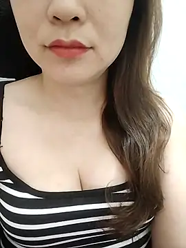 Snapshot of Girl_Shy2000 chatting on May 9, 2026, 1:11 am Girl Shy2000 online show from May 9, 2026, 1:11 am
