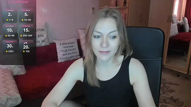 Snapshot of Tiffany_Bates chatting on June 4, 2026, 3:12 am Tiffany Bates online show from June 4, 2026, 3:12 am
