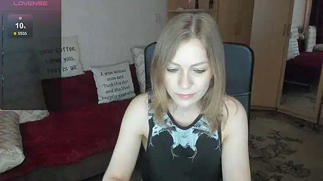 Snapshot of Tiffany_Bates chatting on June 16, 2026, 9:23 am Tiffany Bates online show from June 16, 2026, 9:23 am