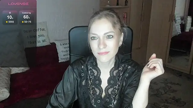 Snapshot of Tiffany_Bates chatting on June 20, 2026, 11:13 am Tiffany Bates online show from June 20, 2026, 11:13 am