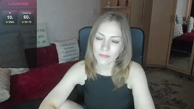 Snapshot of Tiffany_Bates chatting on June 21, 2026, 10:07 am Tiffany Bates online show from June 21, 2026, 10:07 am