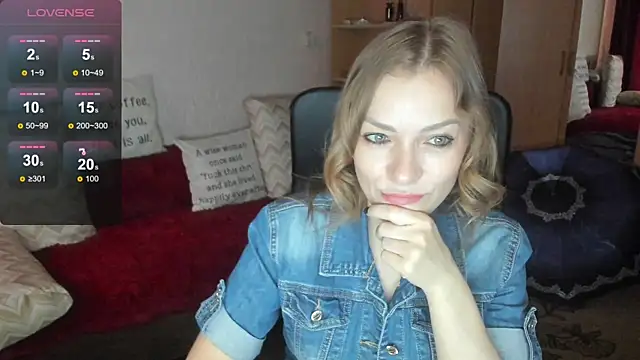Snapshot of Tiffany_Bates chatting on June 26, 2026, 9:14 am Tiffany Bates online show from June 26, 2026, 9:14 am