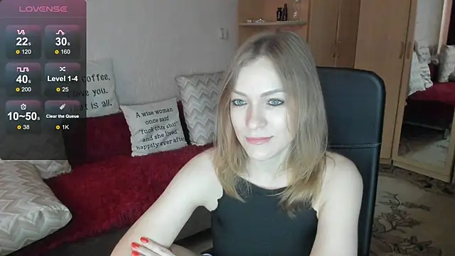 Snapshot of Tiffany_Bates chatting on July 19, 2026, 9:13 am Tiffany Bates online show from July 19, 2026, 9:13 am