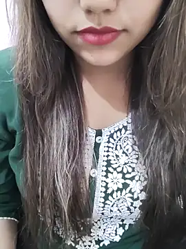 Snapshot of Miss_Rose__ chatting on November 17, 2025, 3:18 pm Miss Rose online show from November 17, 2025, 3:18 pm