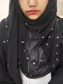 Miss Rose   online show from December 18, 2025, 6:52 am