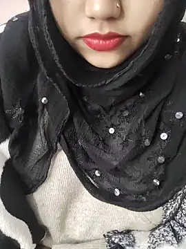 Miss Rose   online show from January 8, 2026, 6:37 am