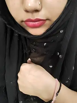 Miss Rose   online show from March 17, 2026, 5:22 am