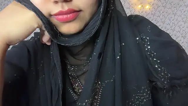 Snapshot of Miss_Rose__ chatting on June 22, 2026, 5:59 am Miss Rose online show from June 22, 2026, 5:59 am