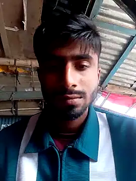 Snapshot of LesserUpset chatting on January 17, 2026, 5:01 am LesserUpset online show from January 17, 2026, 5:01 am