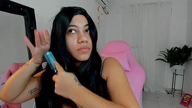 Snapshot of vanelope_smith chatting on November 22, 2025, 12:31 am vanelope smith online show from November 22, 2025, 12:31 am