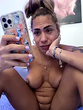 Naomi24herr online show from October 13, 2025, 12:10 am