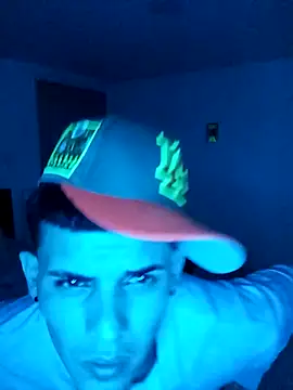 Snapshot of Pingasaboy20 chatting on September 29, 2025, 5:23 am Pingasaboy20 online show from September 29, 2025, 5:23 am