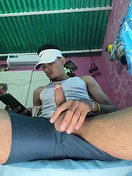 Pingasaboy20 online show from June 17, 2026, 2:51 pm