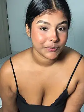 AnaBrowmn online show from November 1, 2025, 11:40 pm